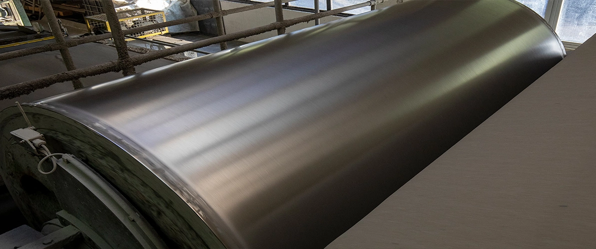 Silberfarbene Walze aus der Nähe.